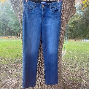 DEMOCRACY ABSOLUTION MEDIUM WASH DENIM BLUE JEANS 12 WIDE INSIDE WAISTBAND PLUS